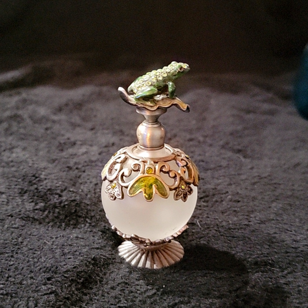 Cherished treasures frog perfume bottle